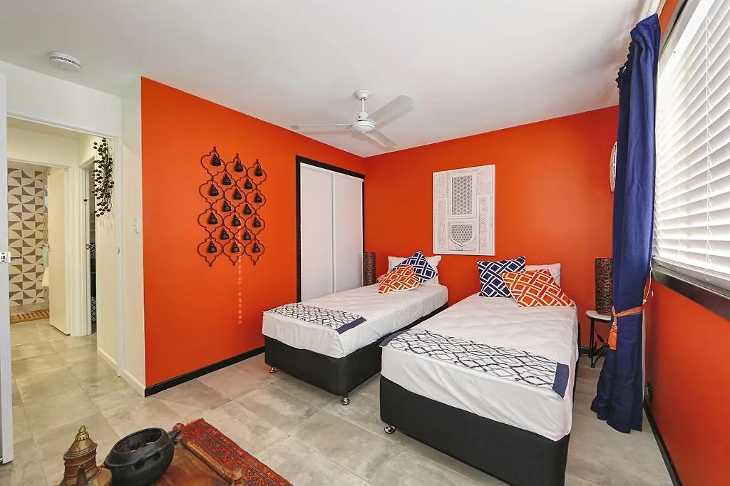 ***** Resort Zen Beach Retreat Hotel Bargara Australia