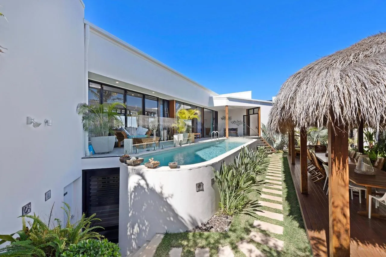 Resort Zen Beach Retreat Hotel Bargara