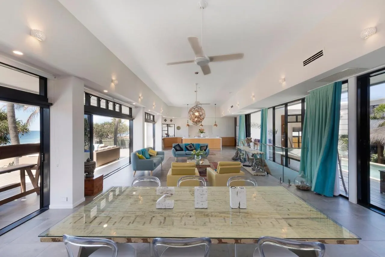Zen Beach Retreat Hotel Bargara 5*,