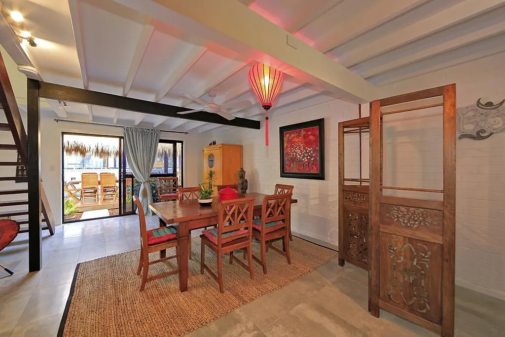 Hotel Zen Beach Retreat Bargara 5*,  Austrálie